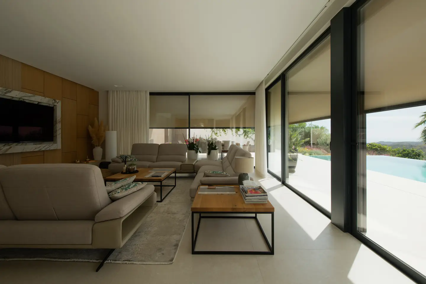 Luxury holiday villa with panoramic view and the perfect indoor climate