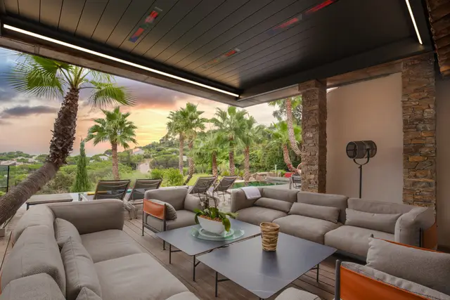 private_residence_saint_raphael_jef_baecker_27_lamellen-toe_Lineo Heat aan