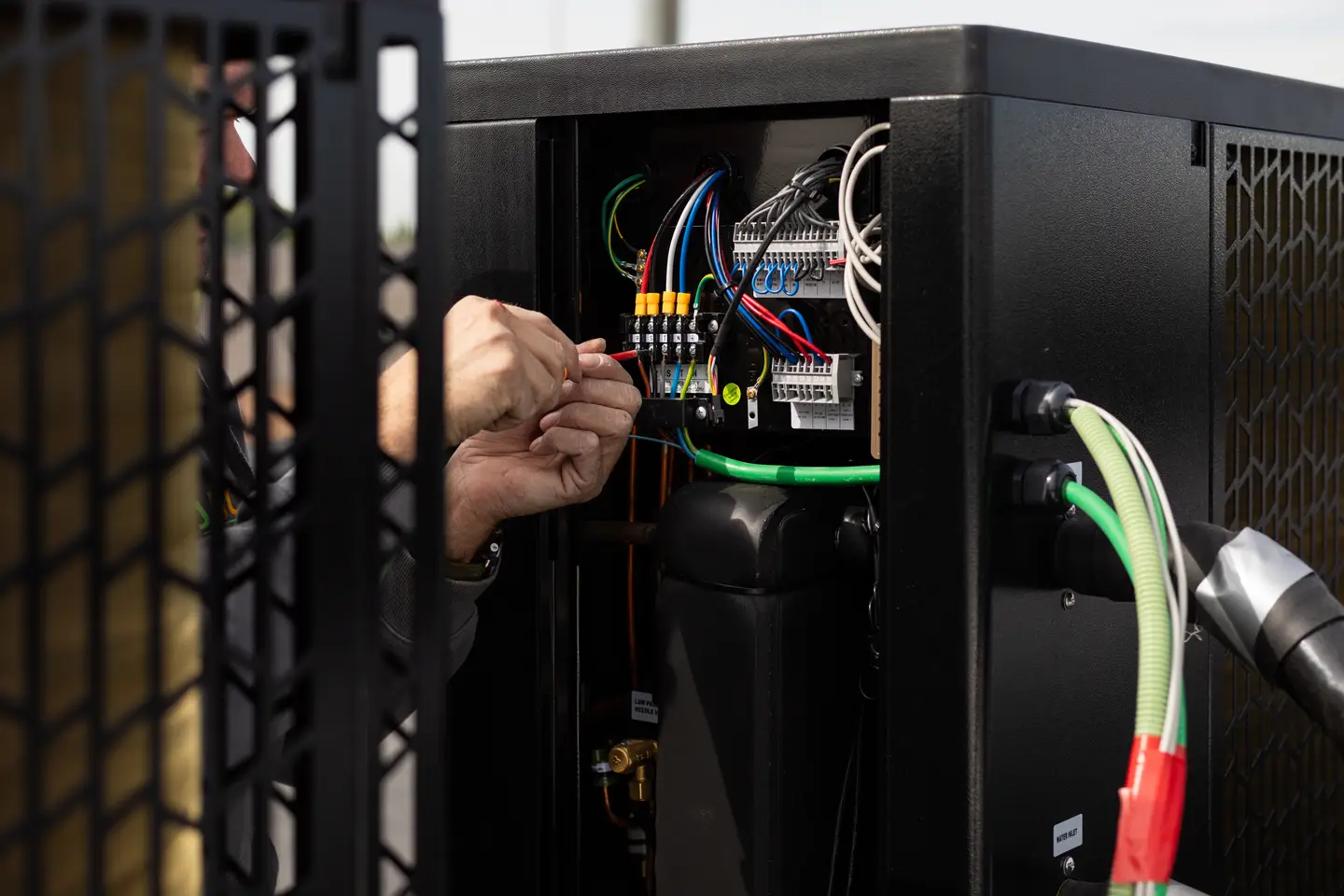 Elektrische aansluiting buitenunit
