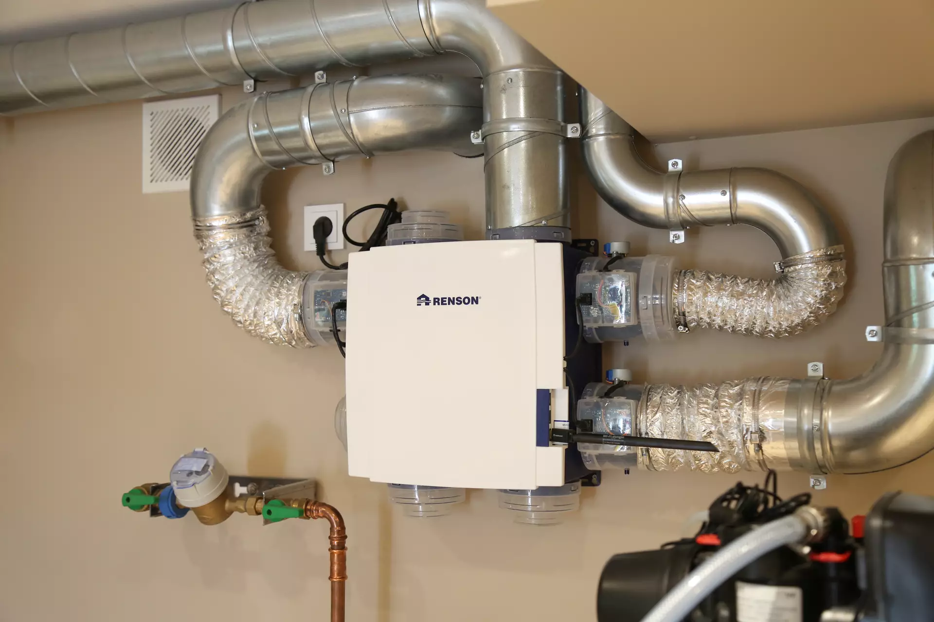 Je huis koelen of verwarmen met ventilatie. 